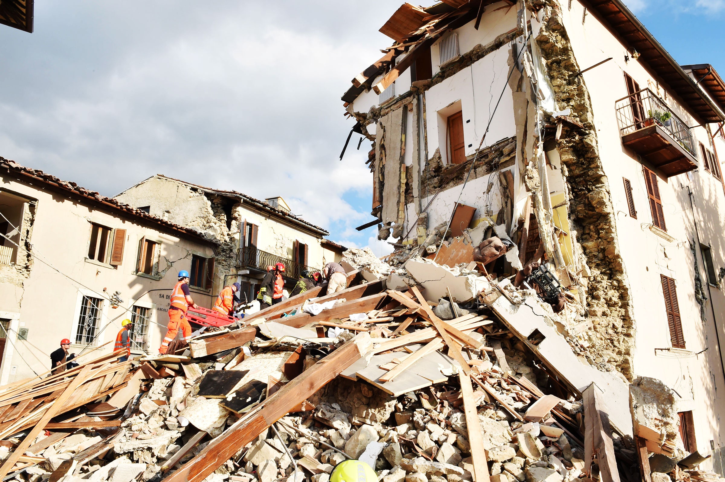 Earthquake India :  एक्सपर्ट बोले- अर्ली वॉर्निंग सिस्टम की सख्त जरूरत, दो महीने में आए 166 भूकंप 