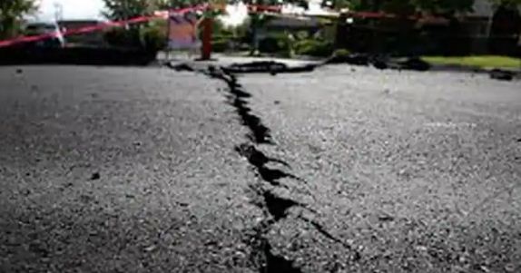 बंगाल में तूफान के साथ 3.8 तीव्रता का भूकंप