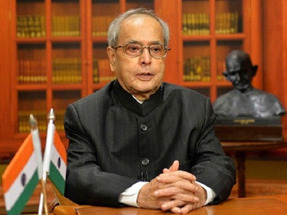 Pranab Mukherjee Live: Live: अंतिम सफर पर पूर्व राष्ट्रपति प्रणब मुखर्जी, राष्ट्रपति-पीएम ने दी श्रद्धांजलि