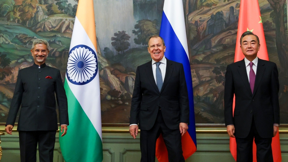 भारत-रूस संबंधों पर चीन ने जहर घोलने की कोशिश की