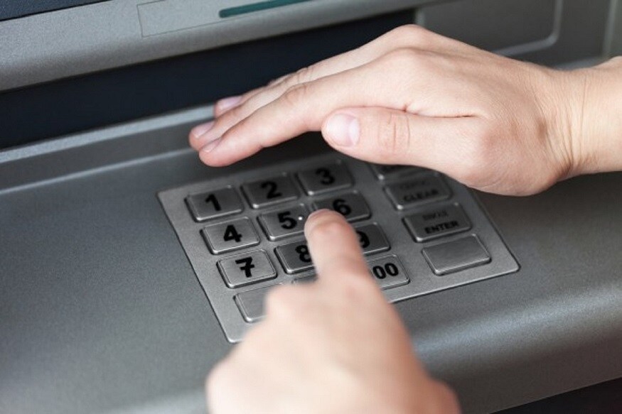  ATM से पैसे निकालने सहित आज से बदल गए ये चार अहम नियम