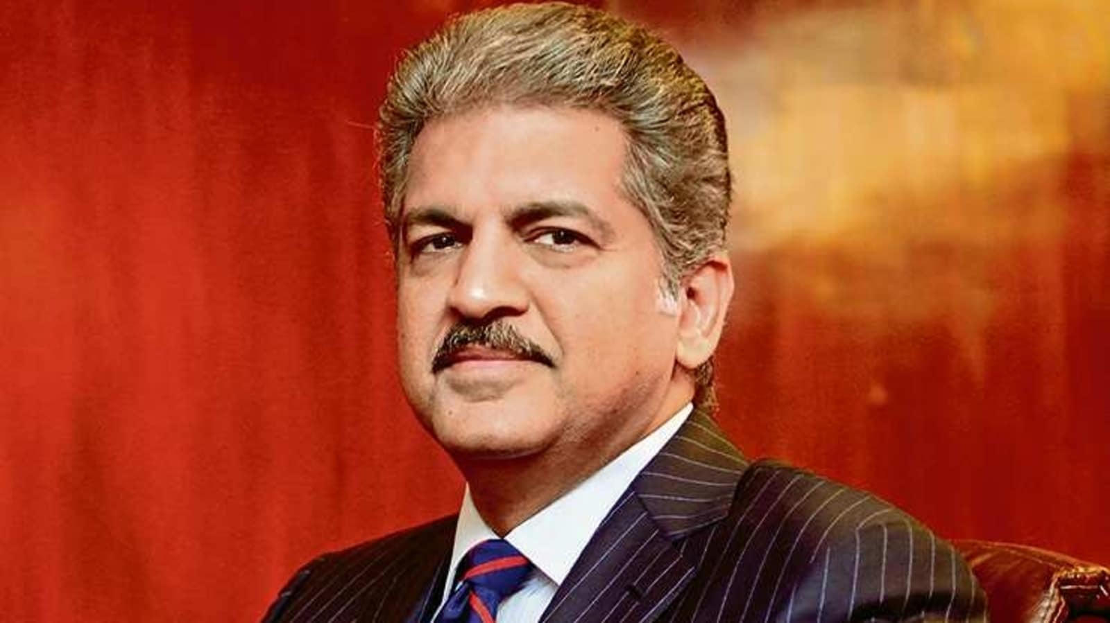  Anand Mahindra ने किया रिएक्ट, SUV खरीदने गए किसान का सेल्समैन ने मजाक उड़ाया!